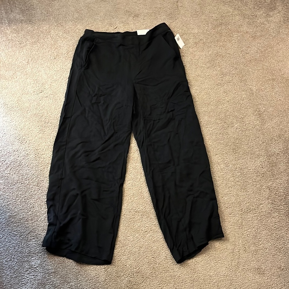 Old Navy Wide Leg Pants NWT
